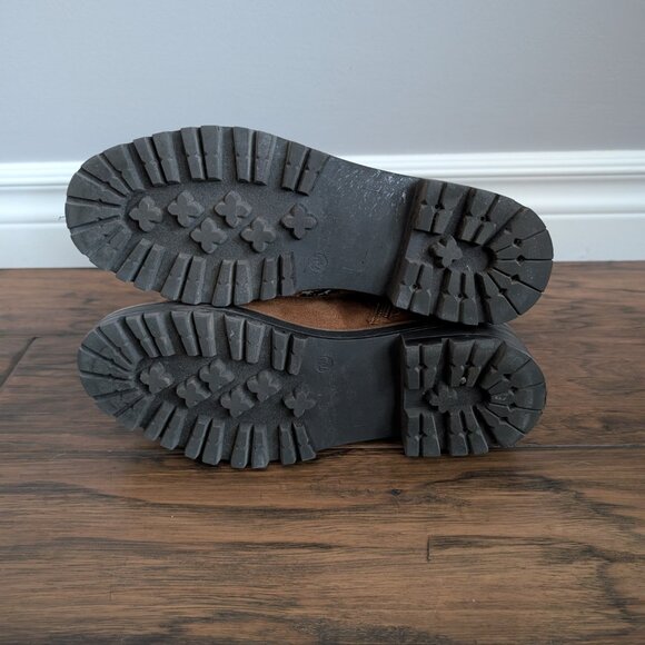 American Eagle Sherpa Lug boots camel tan size 7.5 - Picture 10 of 16